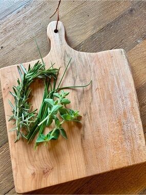 Spalted Maple Live Edge Cutting Board, Extra Thick, Amazing Figure in Wood